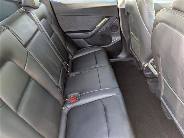 Used 2022 Tesla Model Y Long Range AWD/4WD image 21