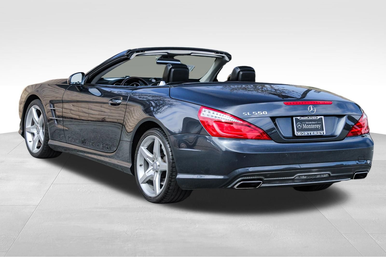 Used 2014 Mercedes-Benz SL 550 image 6