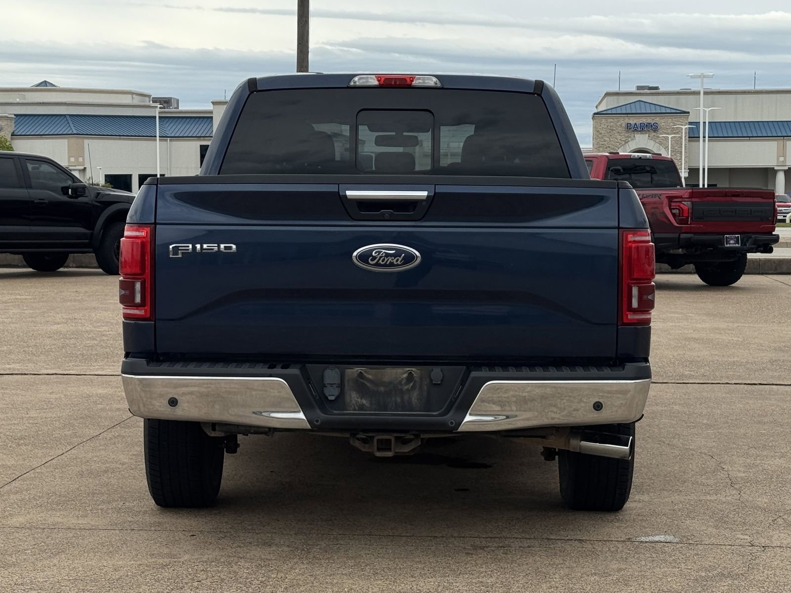 Used 2015 Ford F150 Lariat RWD image 5