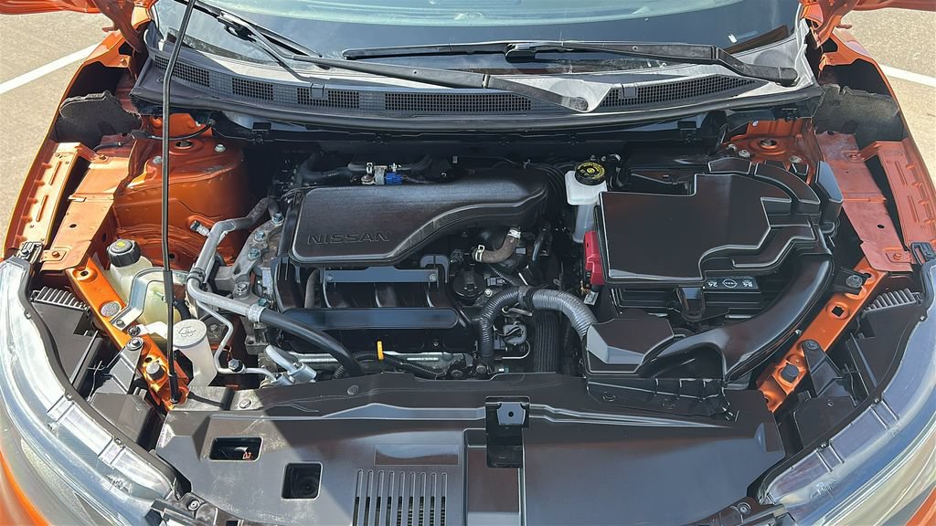 Used 2021 Nissan Rogue Sport SL w/ Premium Package FWD image 3