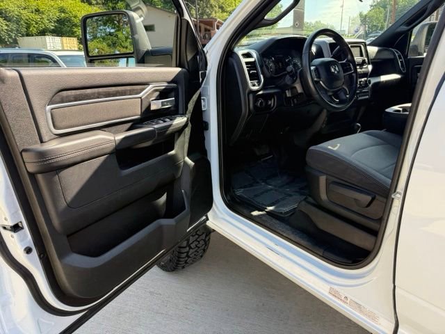 Used 2024 RAM 3500 SLT w/ Quick Order Package 2YG SLT AWD/4WD image 16