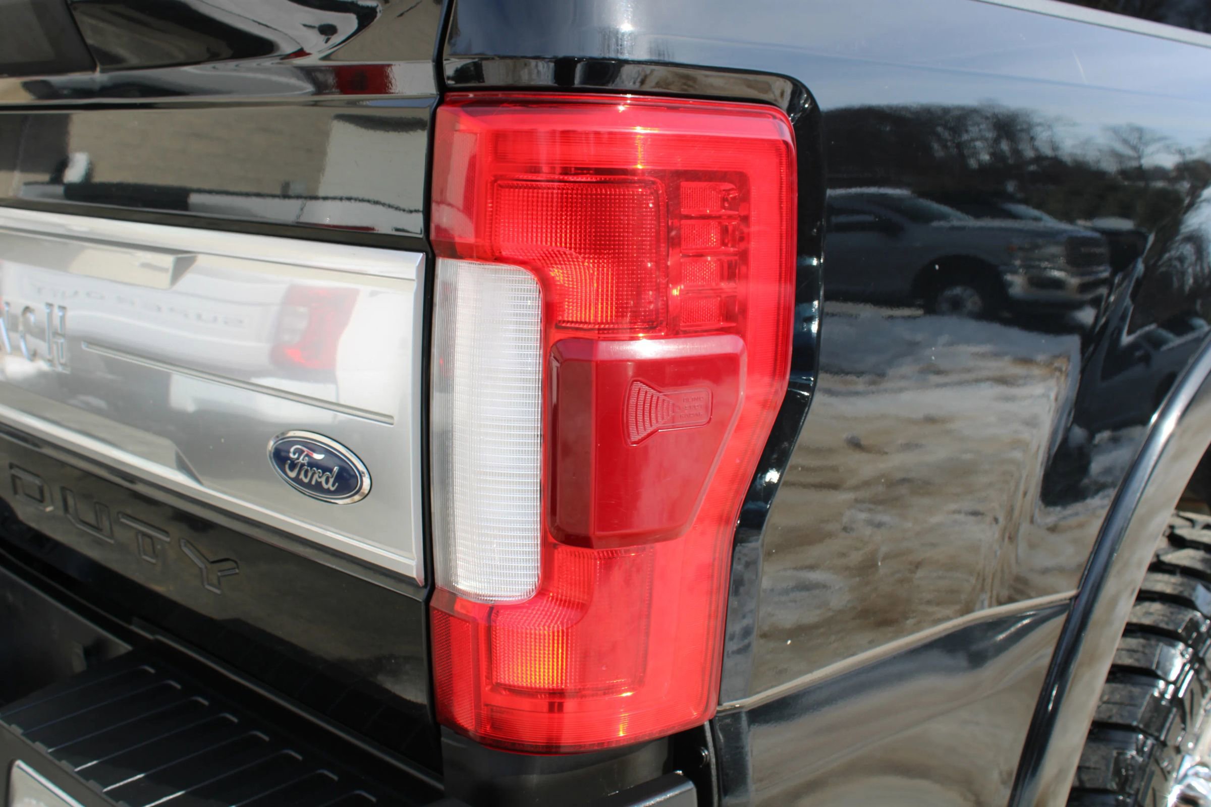 Used 2018 Ford F350 King Ranch w/ Chrome Package AWD/4WD image 26