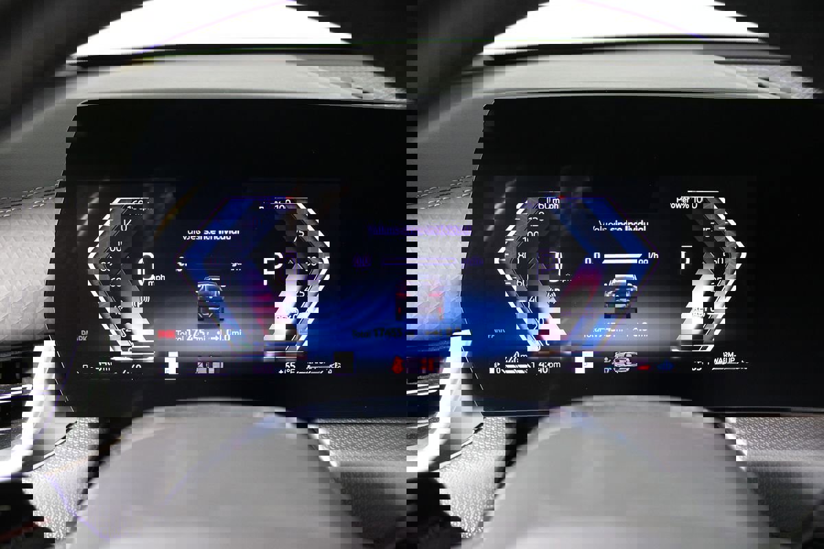 Used 2025 BMW X2 xDrive28i image 8