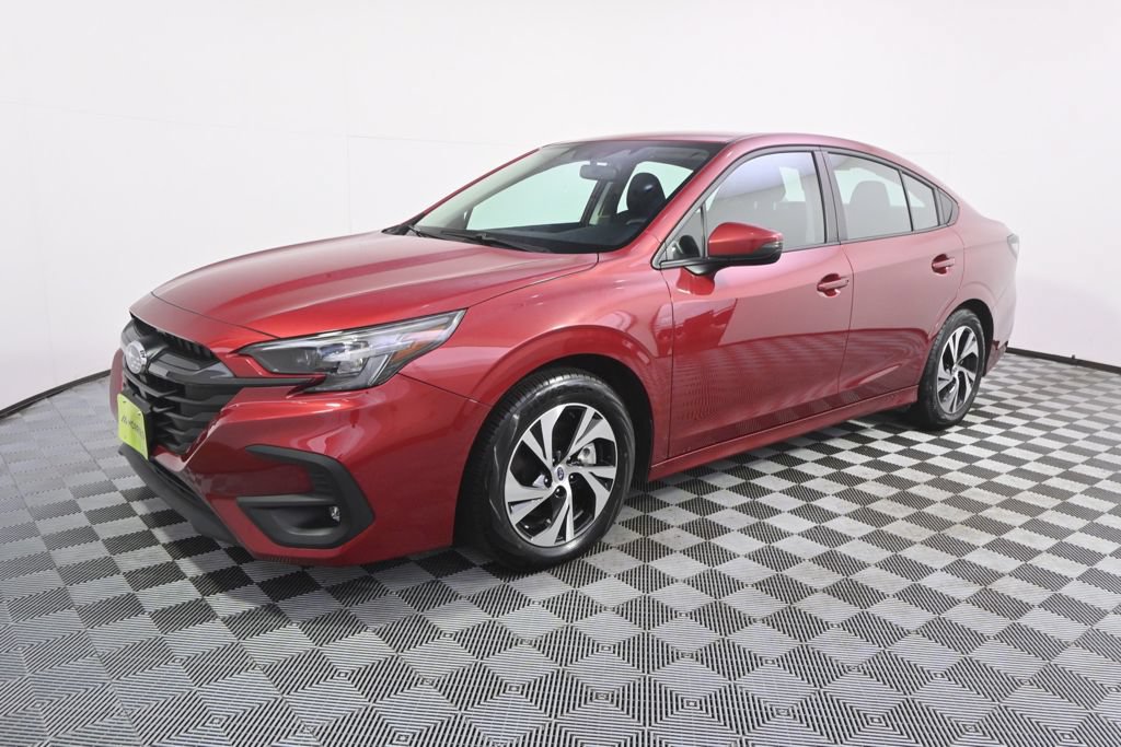 Used 2025 Subaru Legacy Premium AWD/4WD image 2