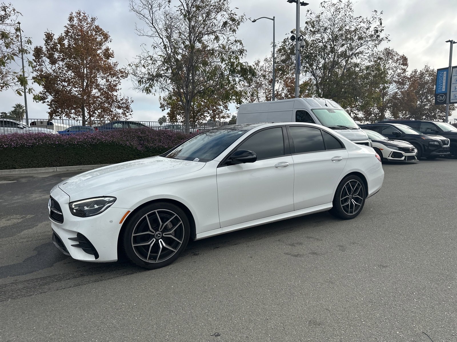 Used 2022 Mercedes-Benz E 350 Sedan image 5