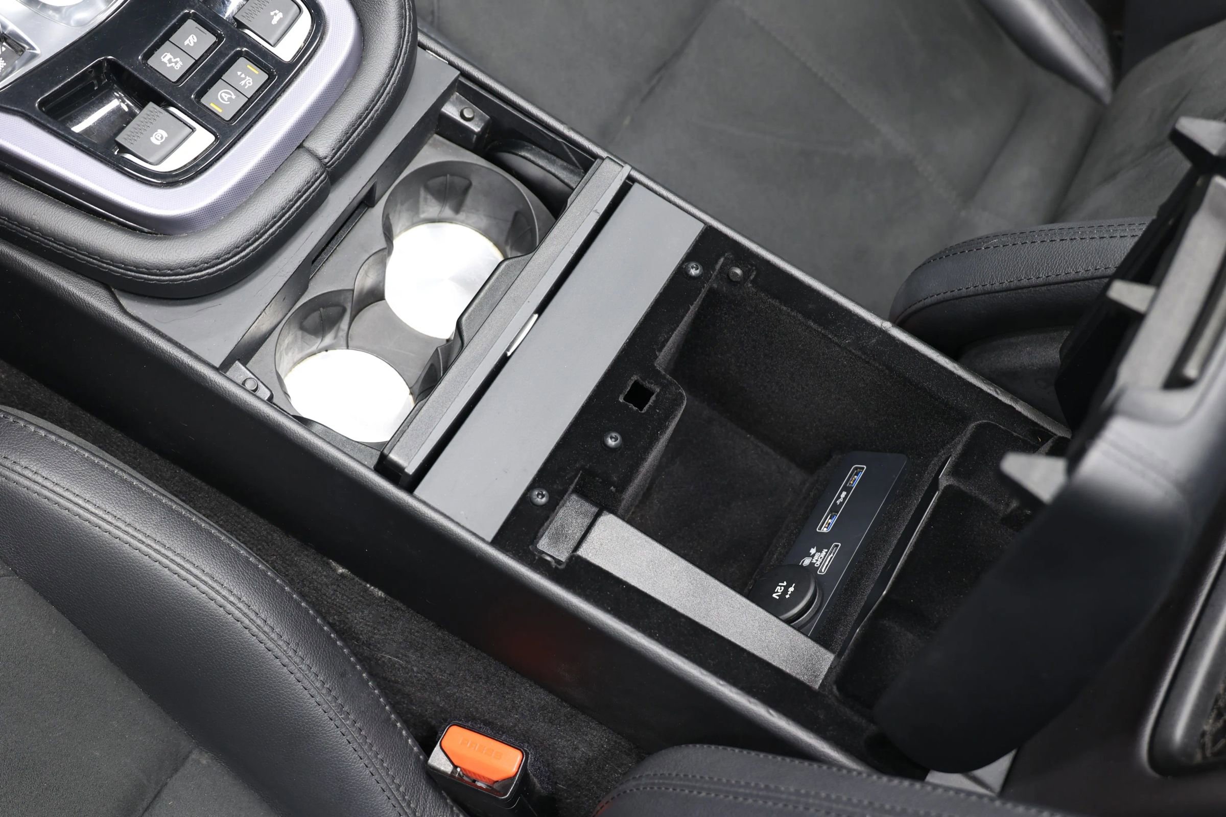 Used 2020 Jaguar F-TYPE Convertible image 36