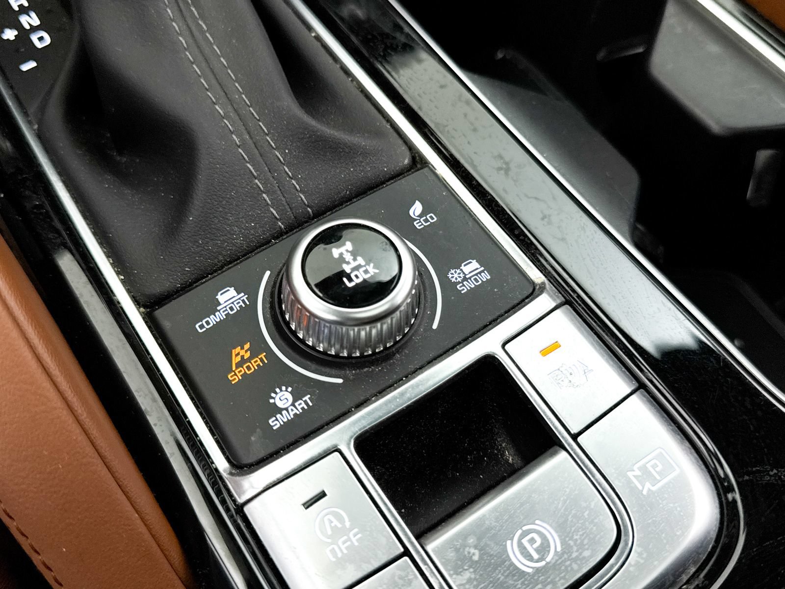 Certified 2024 Kia Telluride SX X-Line AWD/4WD image 10