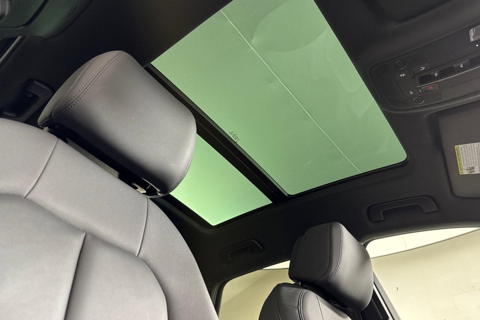 Used 2022 Audi Q3 2.0T Premium Plus image 16