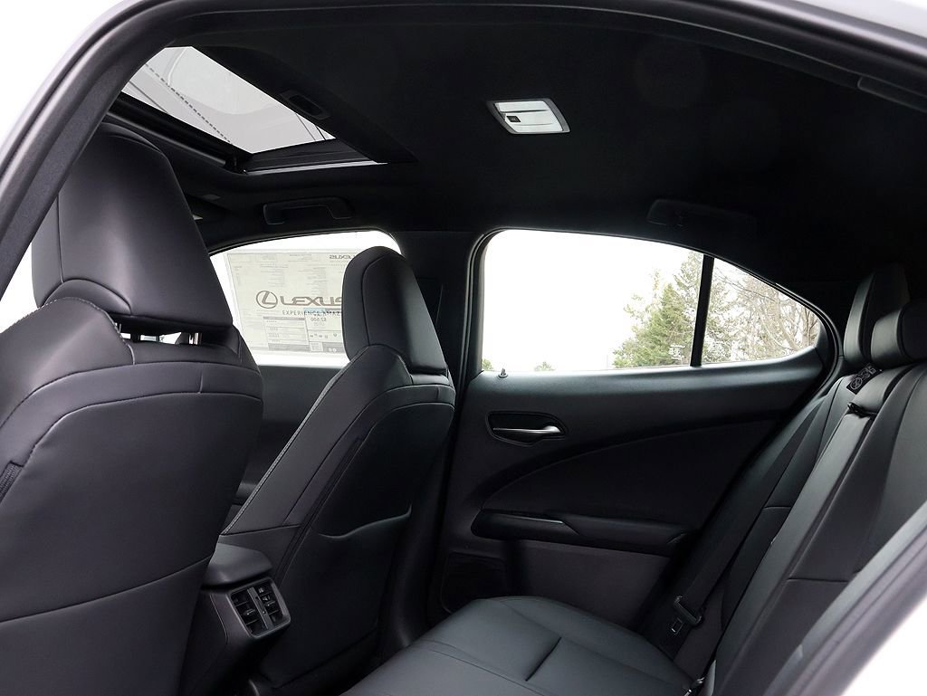 New 2026 Lexus UX 300h AWD image 15