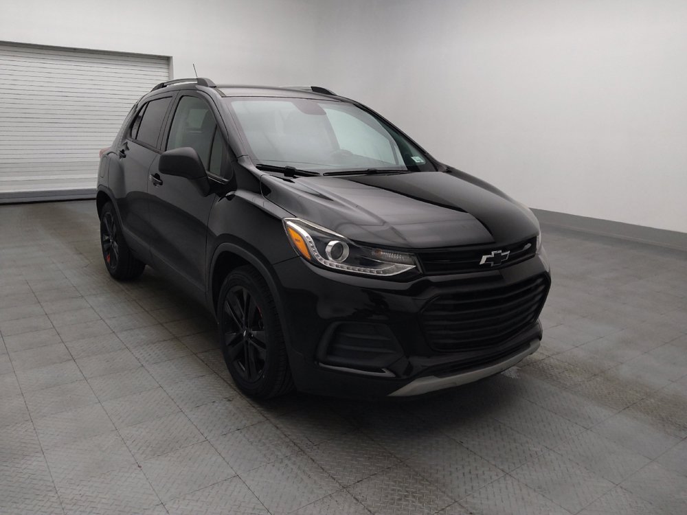 Used 2021 Chevrolet Trax LT w/ Redline Edition FWD image 13
