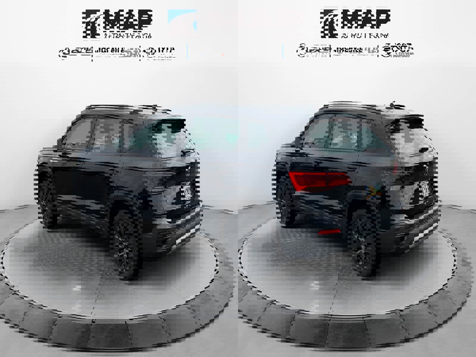 Used 2023 Volkswagen Taos S image 3