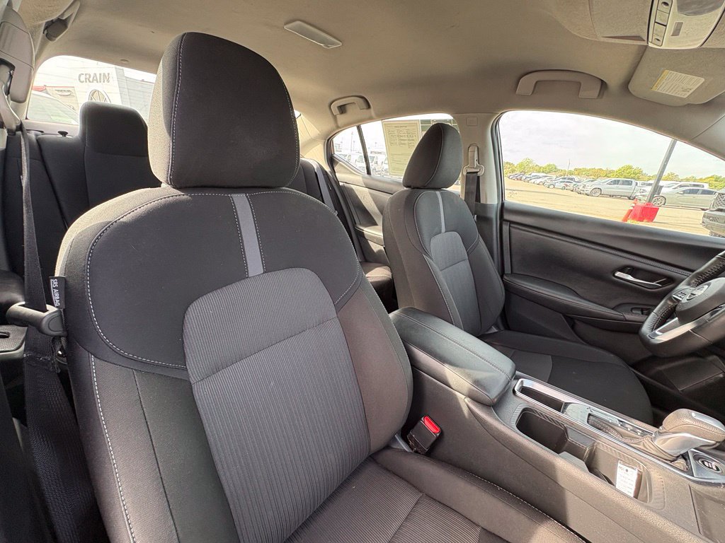 Used 2025 Nissan Sentra SV w/ All-Weather Package FWD image 27