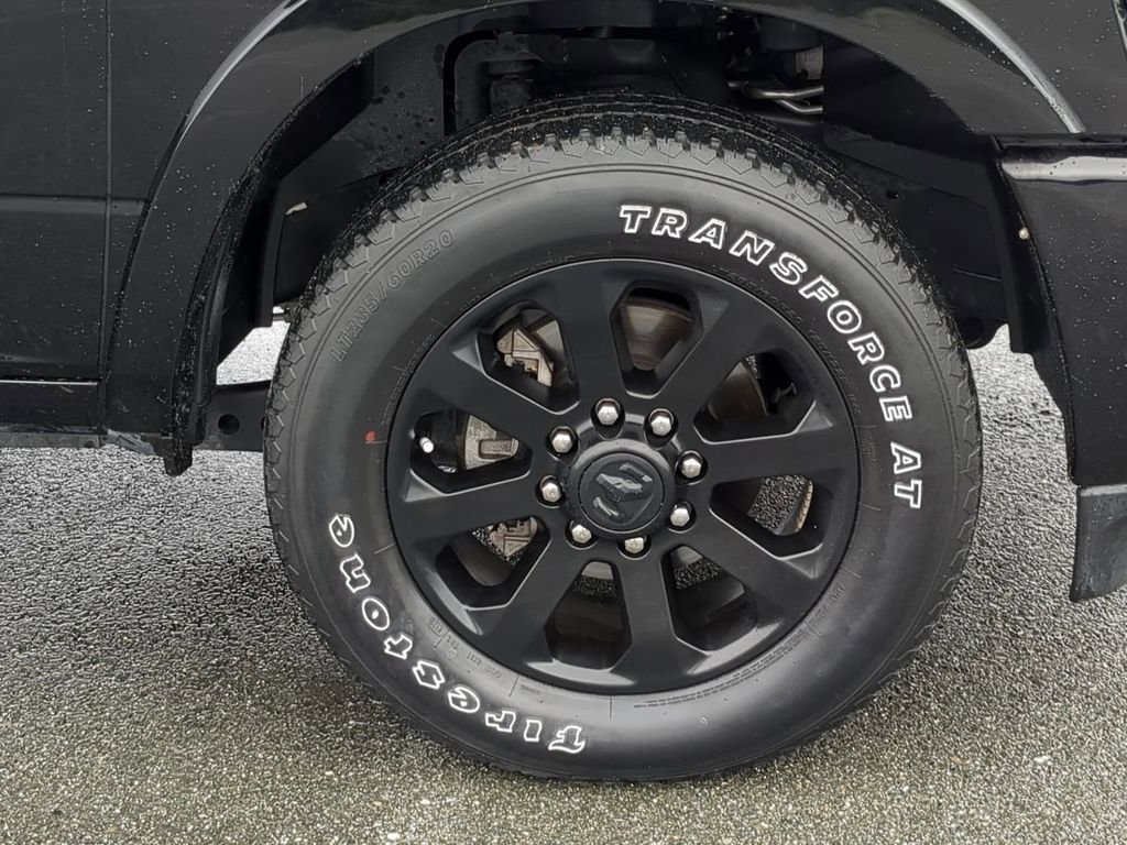 Used 2019 RAM 3500 Laramie w/ Black Appearance Package image 11