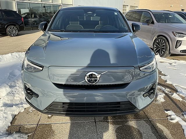 Certified 2023 Volvo C40 P8 Recharge Ultimate w/ Protection Package Premier image 12