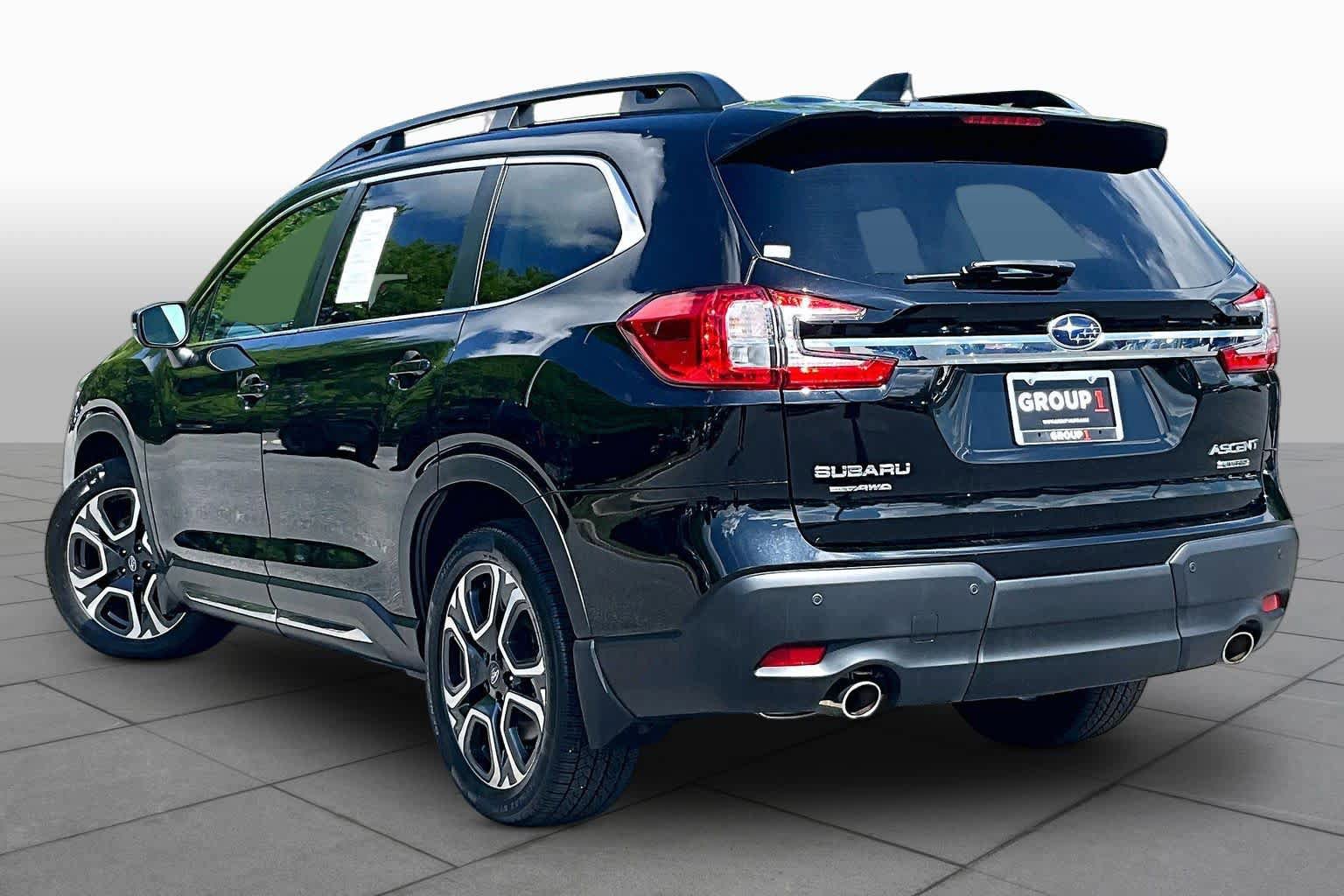 Used 2023 Subaru Ascent Limited AWD/4WD image 12