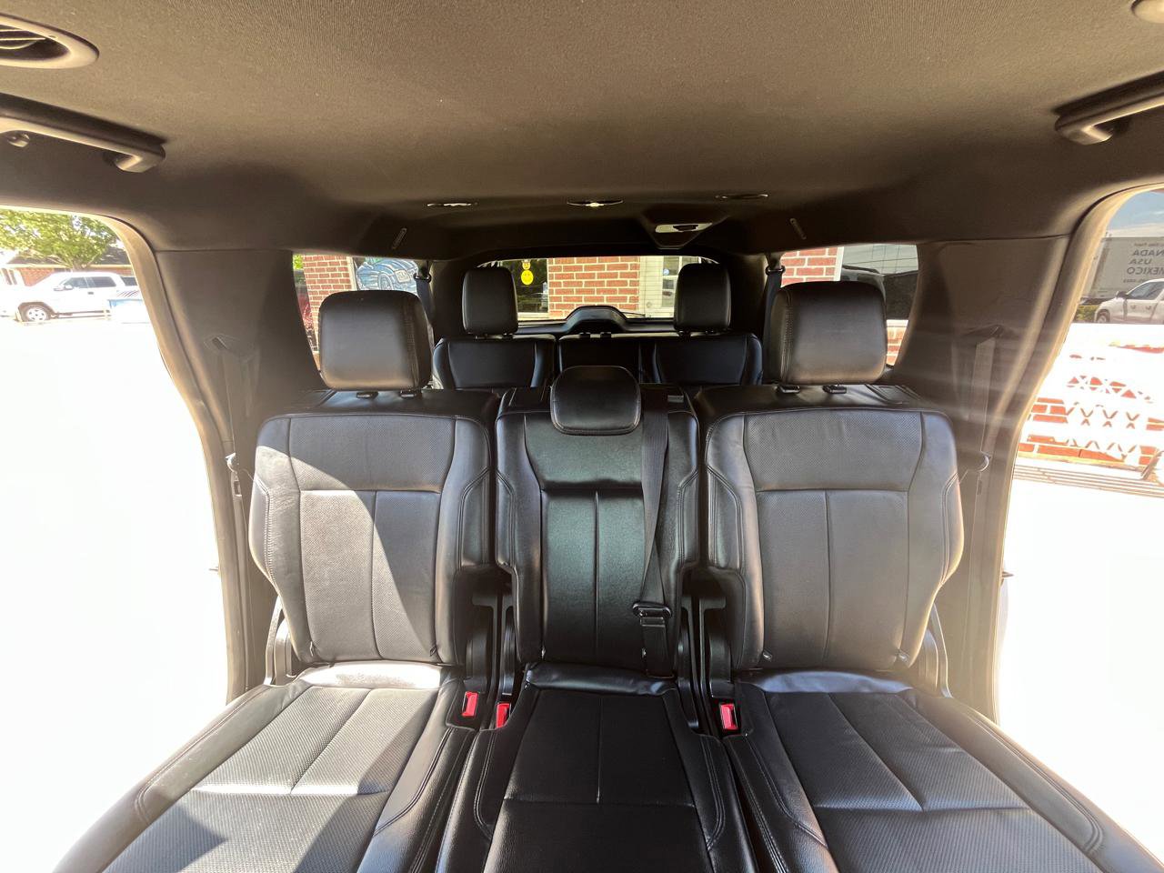 Used 2018 Ford Expedition Max XLT w/ Equipment Group 202A image 13