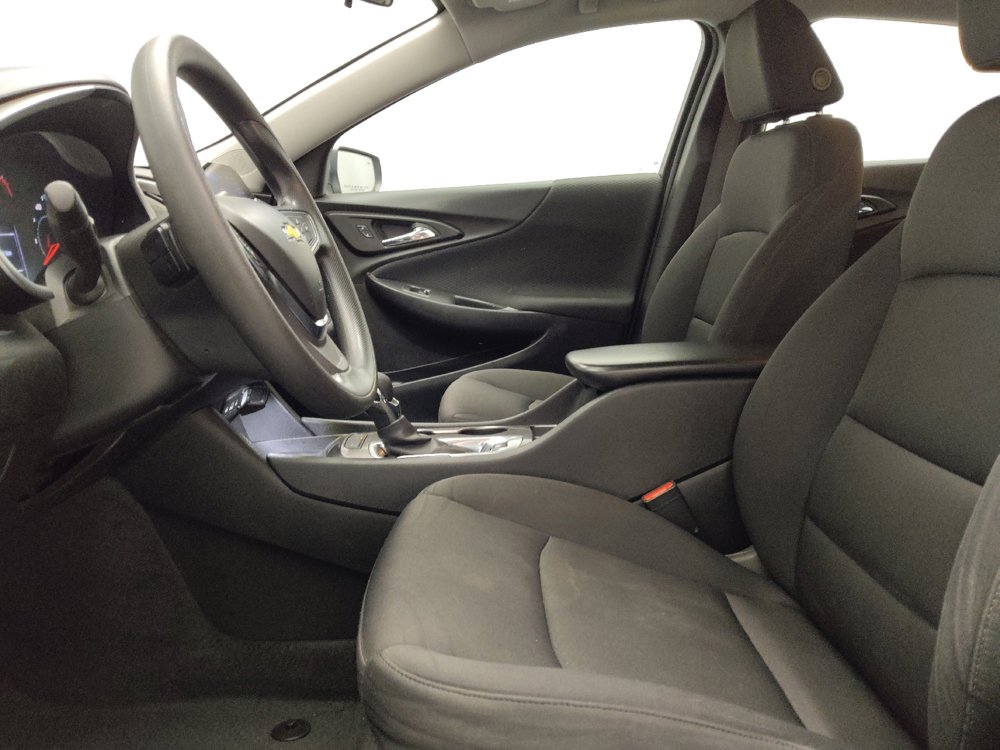 Used 2024 Chevrolet Malibu LS w/ Driver Confidence Package FWD image 17
