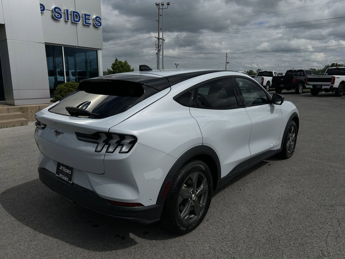 Used 2023 Ford Mustang Mach-E Select image 5