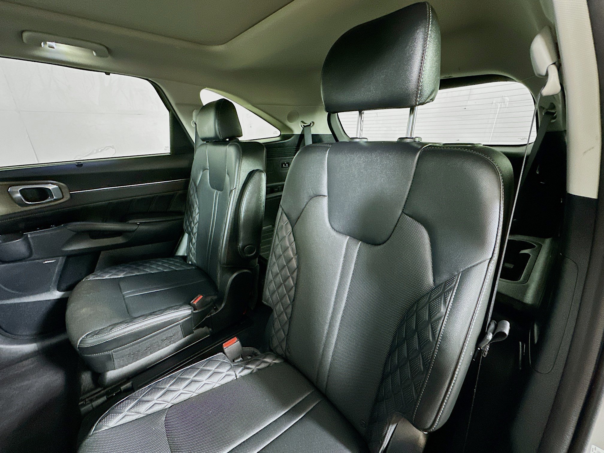 Used 2023 Kia Sorento SX AWD/4WD image 26