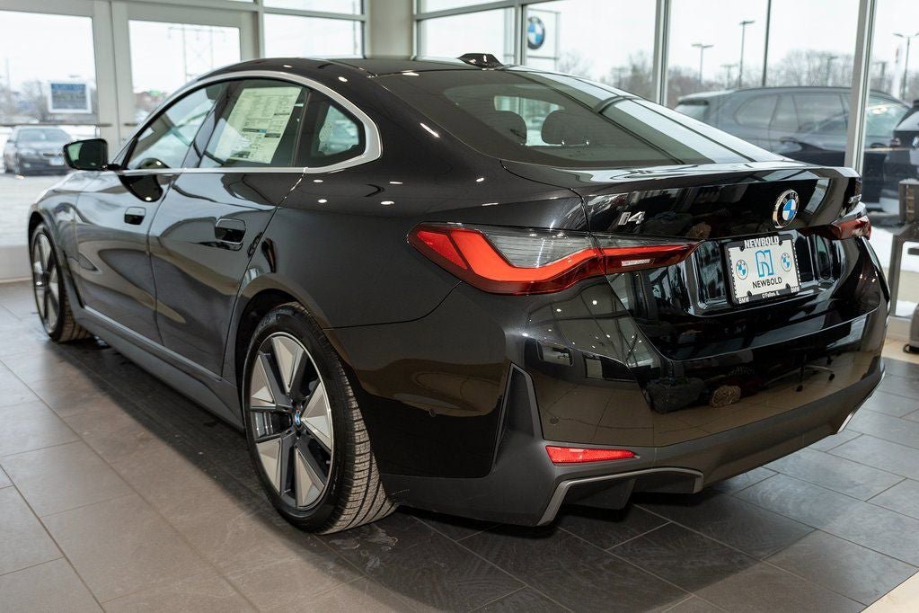 New 2026 BMW i4 xDrive40i w/ Premium Package AWD/4WD image 4
