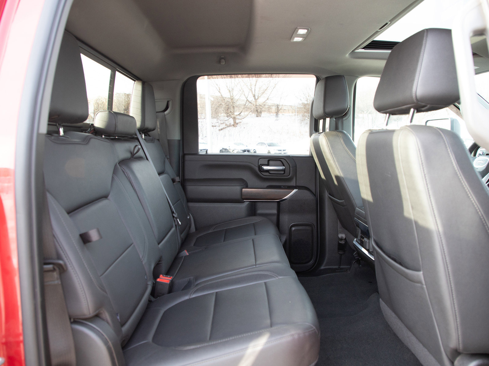 Used 2022 GMC Sierra 2500 SLT w/ SLT Preferred Package image 12