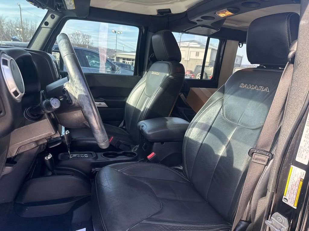 Used 2017 Jeep Wrangler Unlimited Sahara w/ Dual Top Group image 14