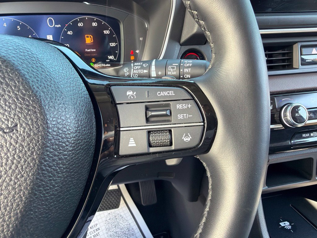 Used 2025 Honda Pilot Elite image 33