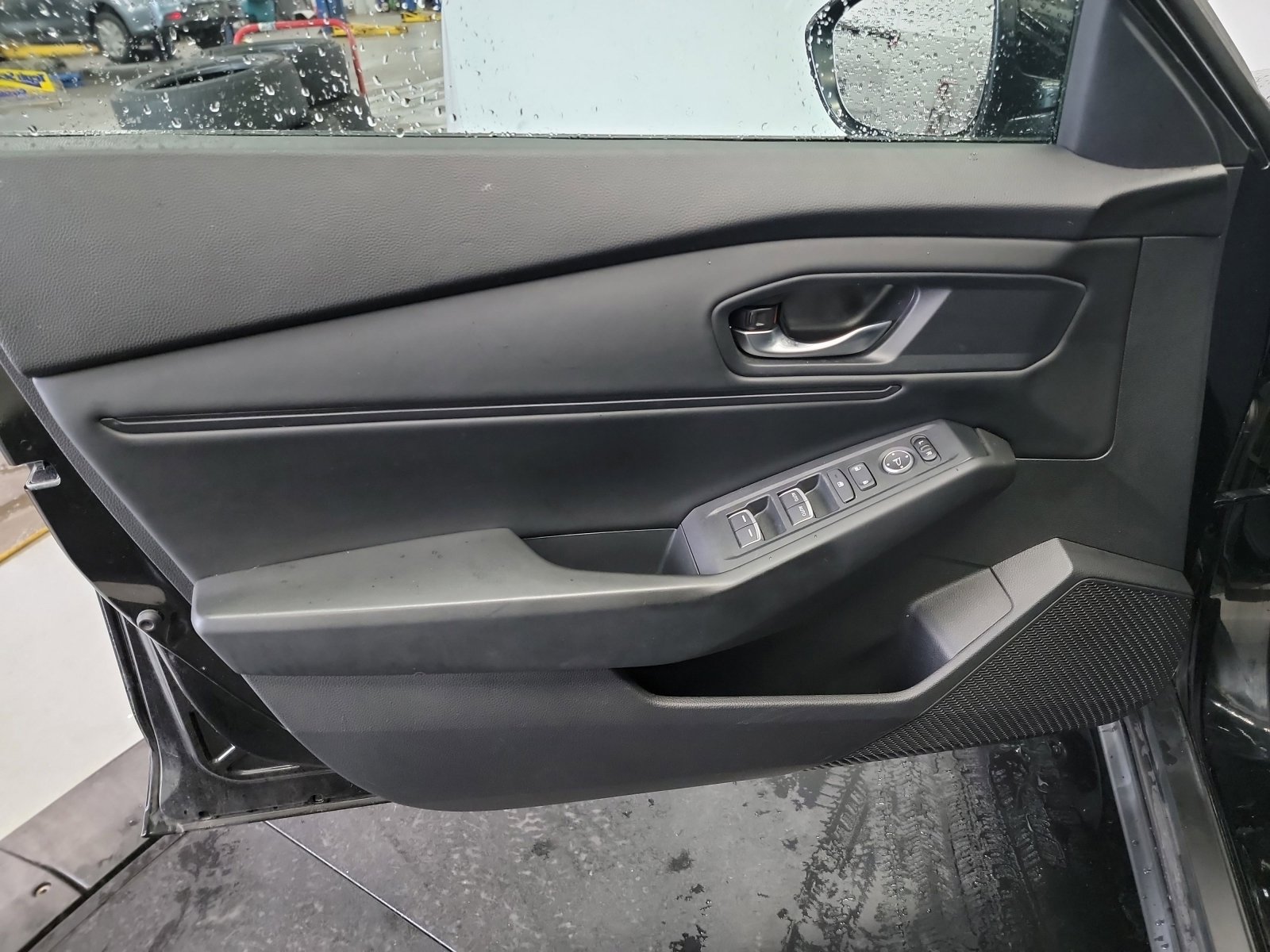 Used 2023 Honda Accord EX image 13