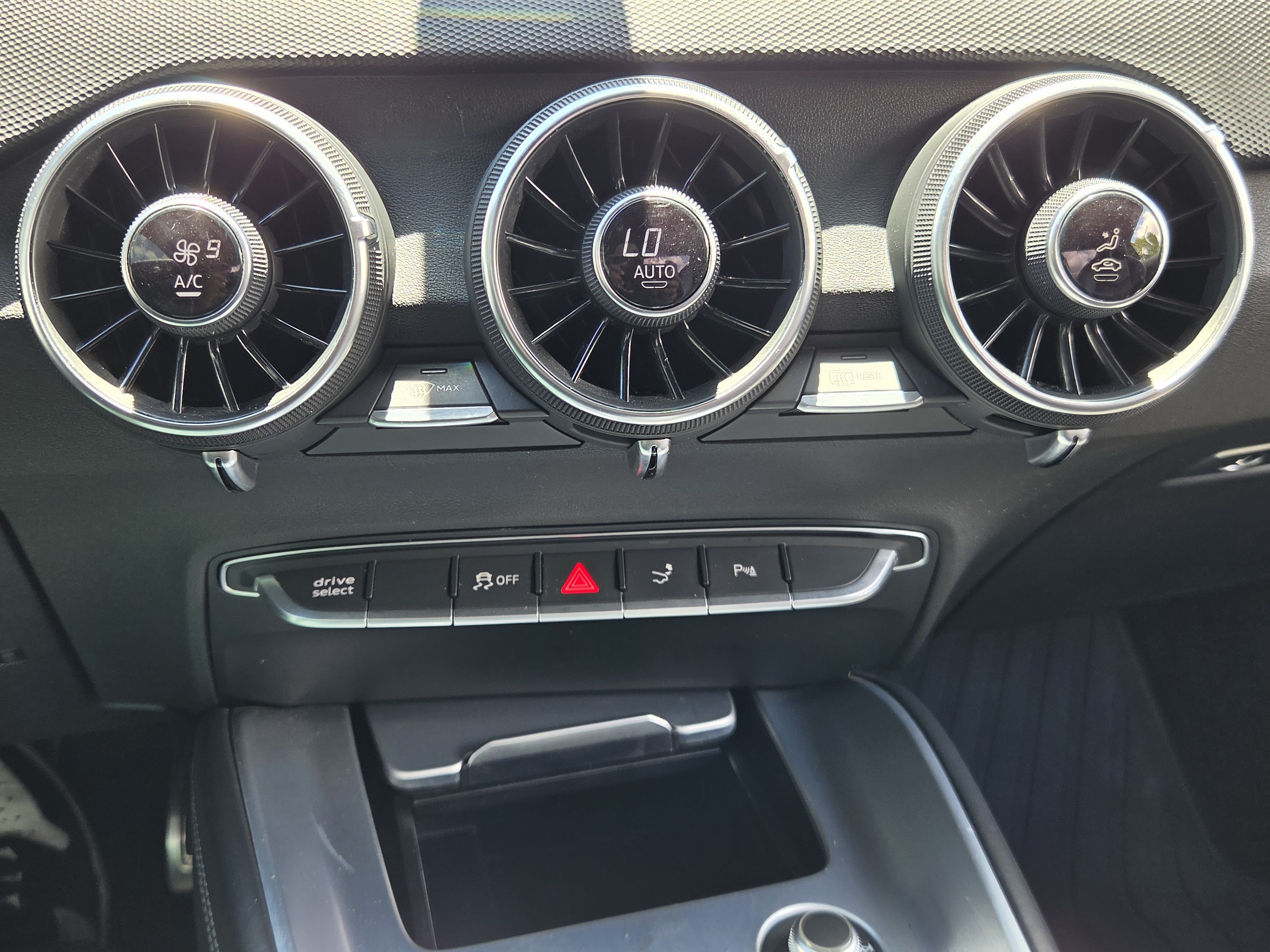 Used 2017 Audi TTS 2.0T Coupe w/ Technology Package AWD/4WD image 19