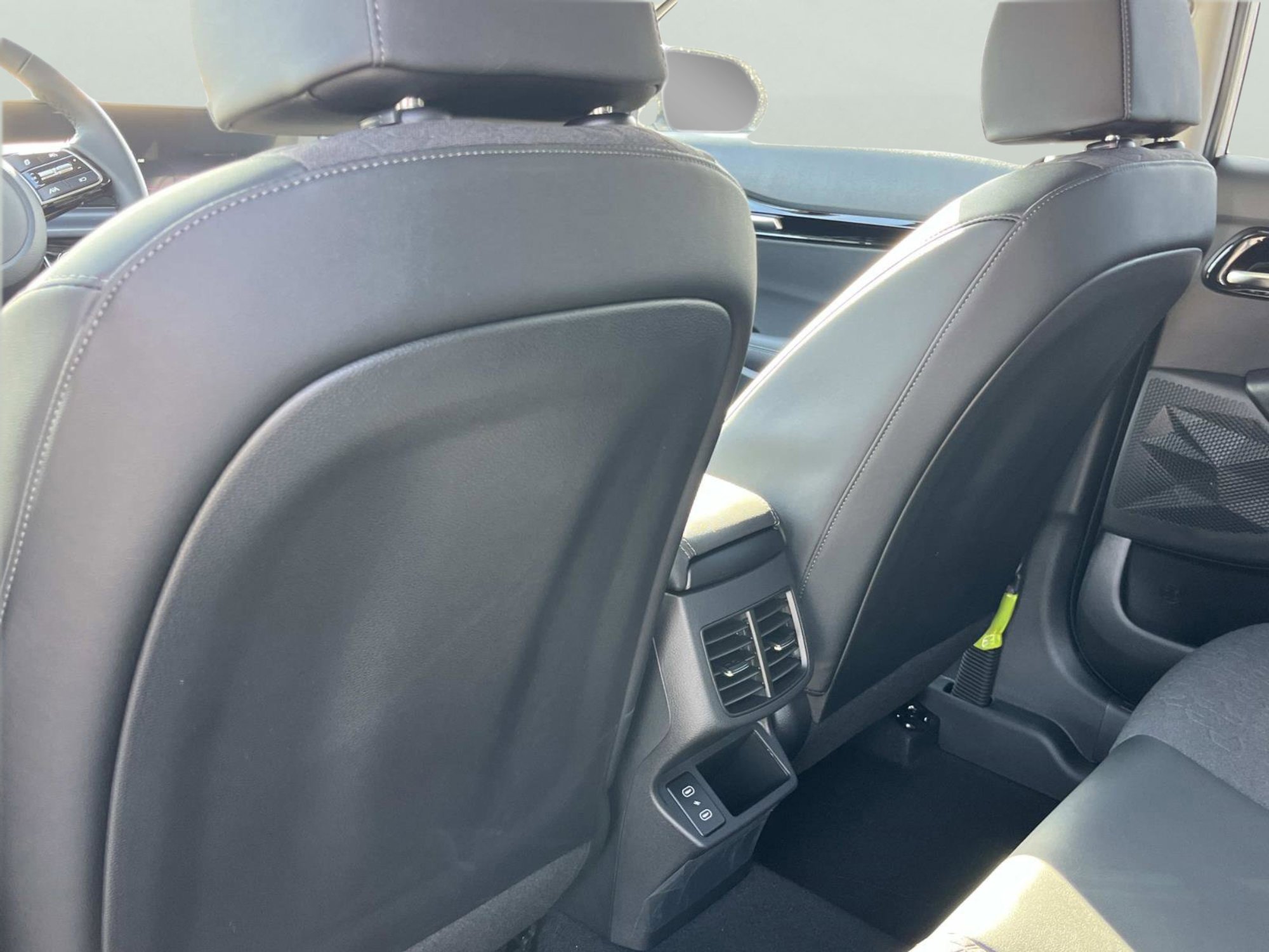 New 2026 Kia Seltos S image 14