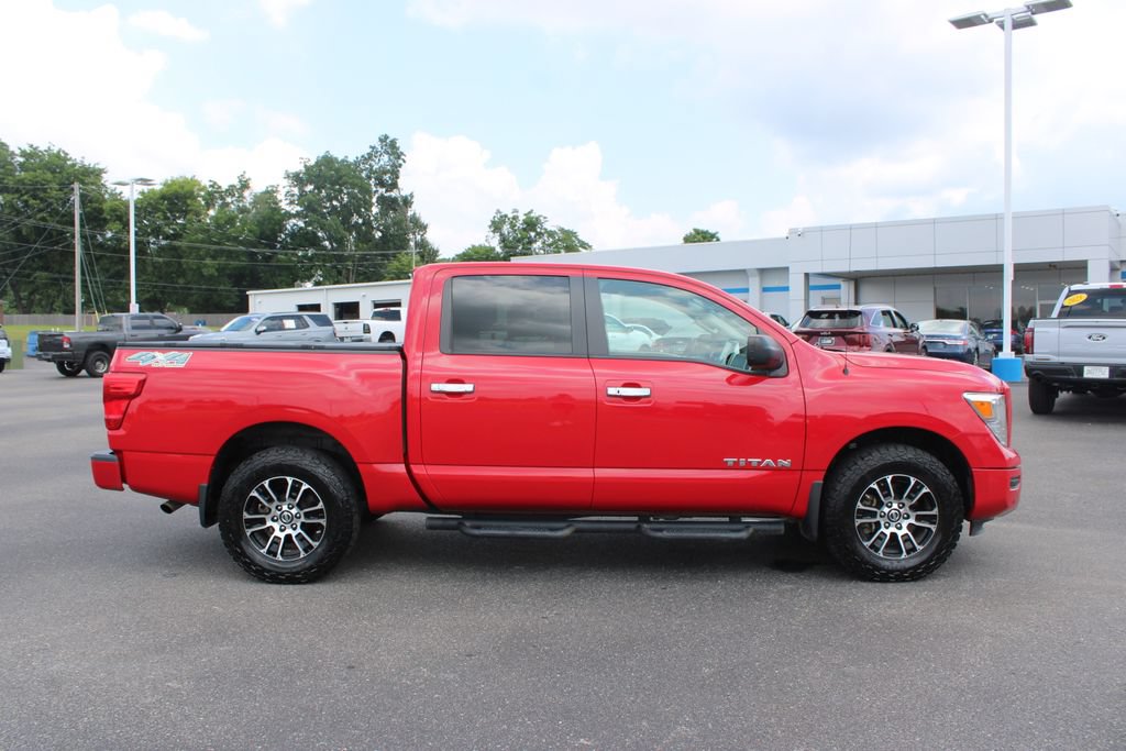 Used 2021 Nissan Titan SV w/ SV Convenience Package AWD/4WD image 11