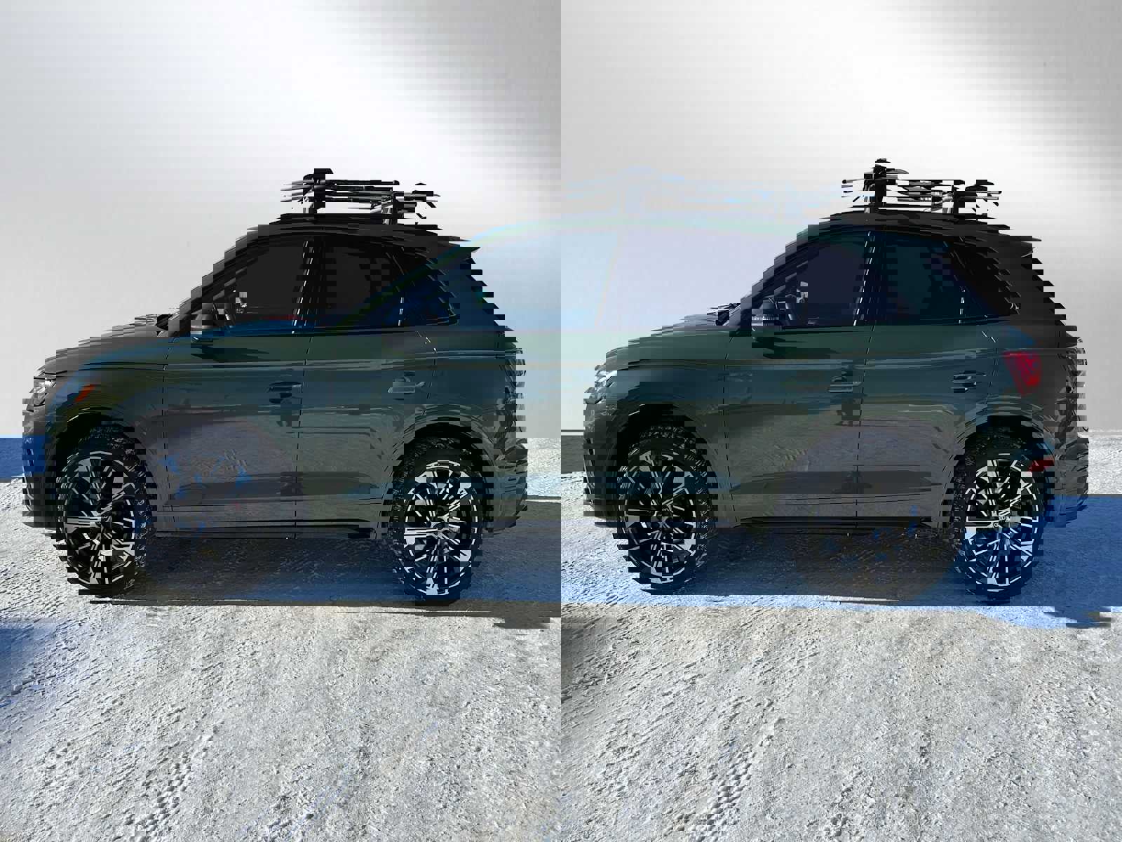 Used 2024 Audi SQ5 Prestige w/ Prestige Package image 6