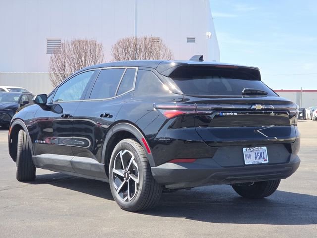 New 2026 Chevrolet Equinox EV LT image 17