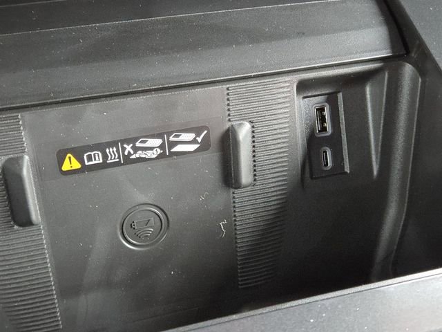 New 2026 GMC Hummer EV 3X w/ Carbon Fiber Edition Package image 8