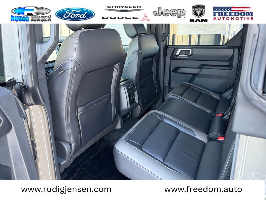 New 2026 Ford Bronco Outer Banks w/ Sasquatch Package image 12