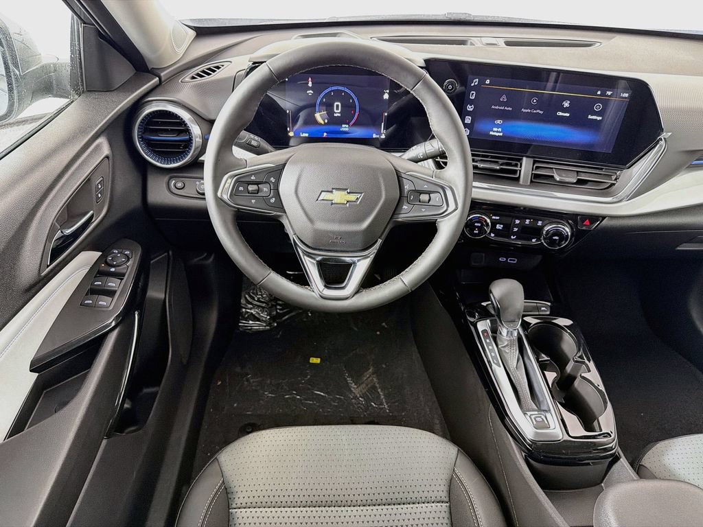 New 2026 Chevrolet Trax LT w/ Driver Confidence Package FWD image 21