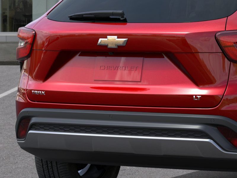 New 2026 Chevrolet Trax LT w/ Driver Confidence Package FWD image 14