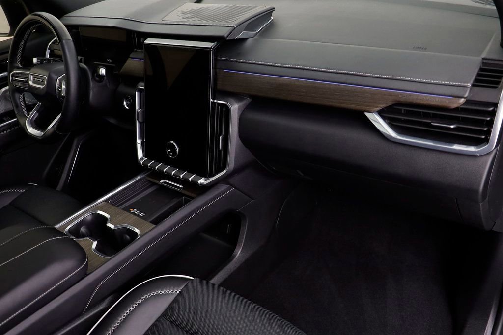 Used 2025 GMC Acadia Denali w/ Super Cruise Package image 21