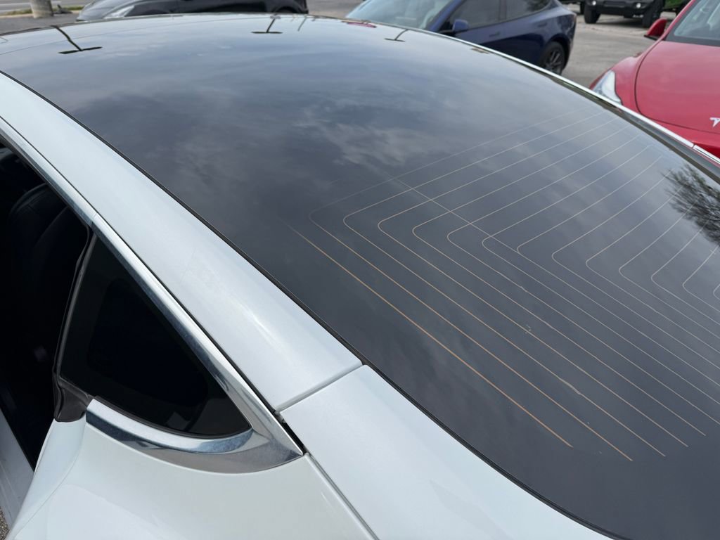 Used 2020 Tesla Model 3 Standard Range image 25