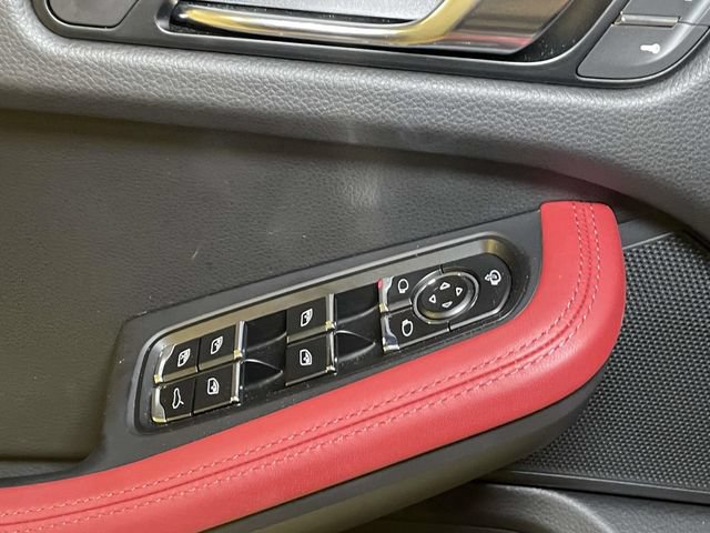 Certified 2026 Porsche Macan S AWD/4WD image 45