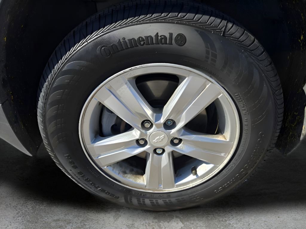 Used 2020 Chevrolet Trax LS w/ Tint and Cruise Package image 9