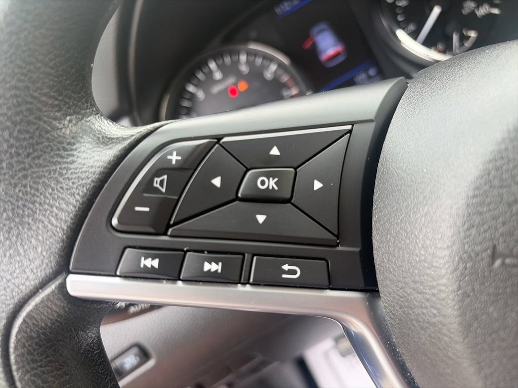 Used 2020 Nissan Rogue Sport S w/ Appearance Package AWD/4WD image 32