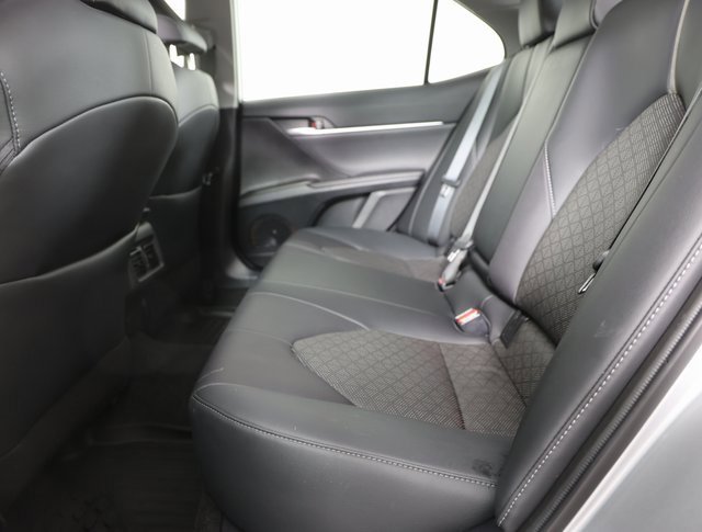 Used 2023 Toyota Camry XSE image 9