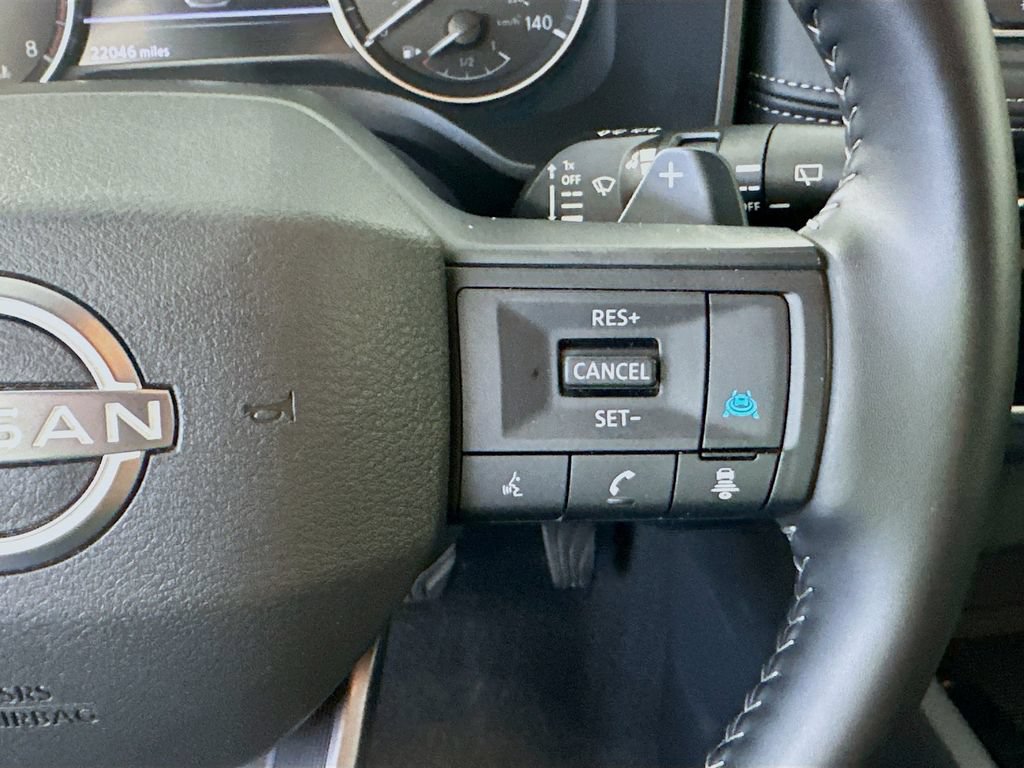 Used 2025 Nissan Rogue SV FWD image 24