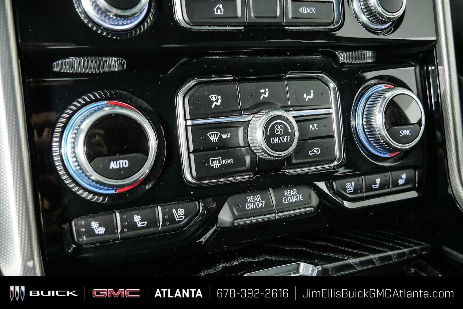 Certified 2023 GMC Yukon Denali AWD/4WD image 6