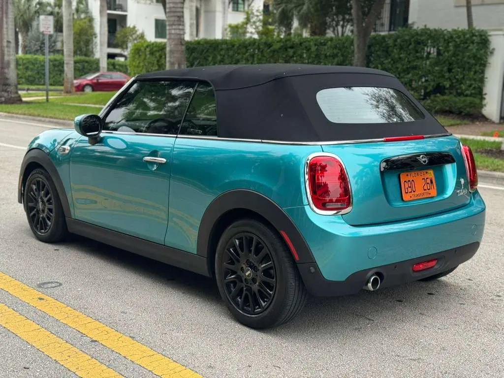 Used 2021 MINI Cooper Convertible w/ Signature Upholstery Package image 6