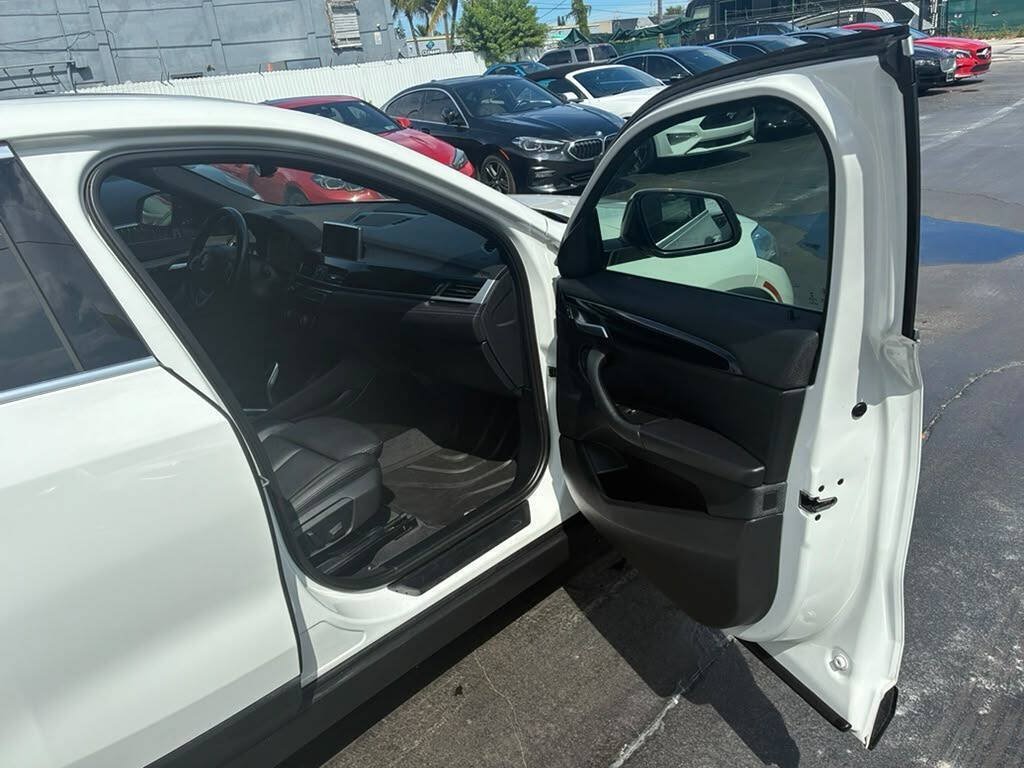 Used 2020 BMW X2 sDrive28i w/ Convenience Package FWD image 9