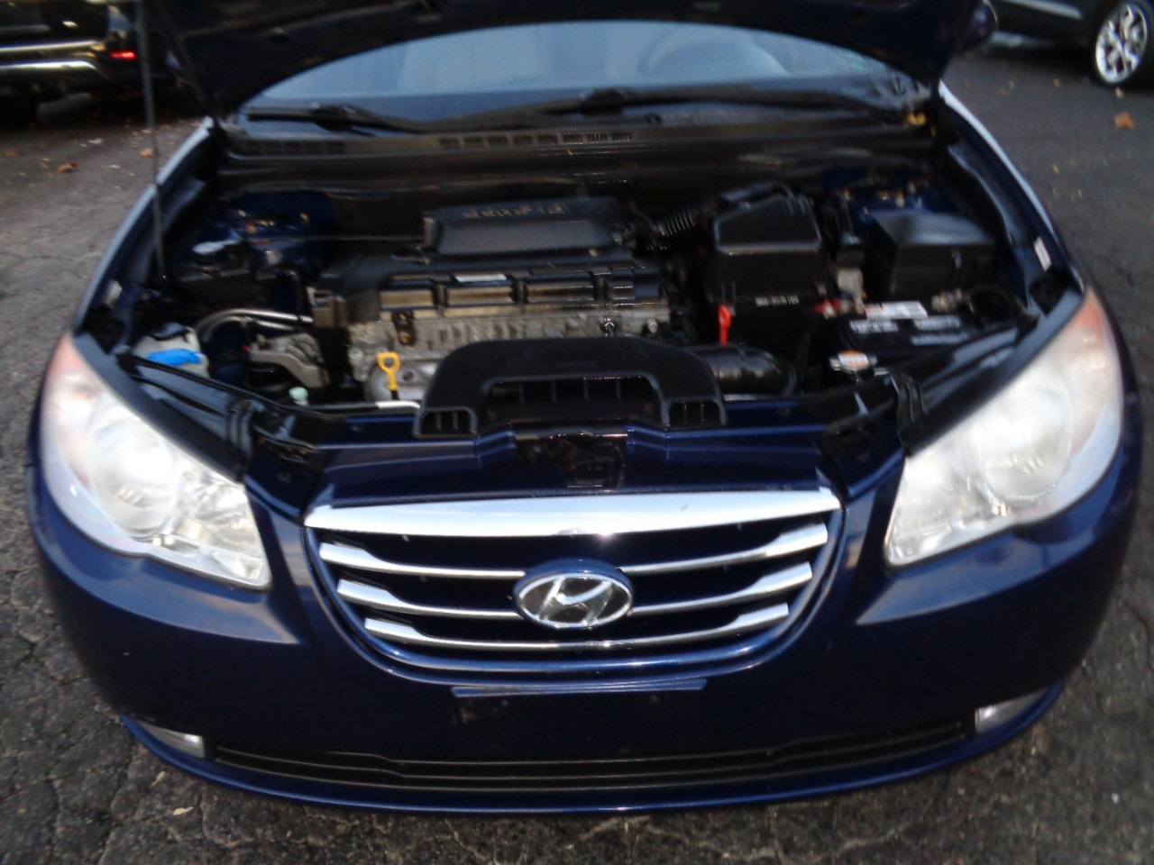 Used 2010 Hyundai Elantra GLS image 24