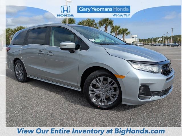 New 2026 Honda Odyssey Touring image 4