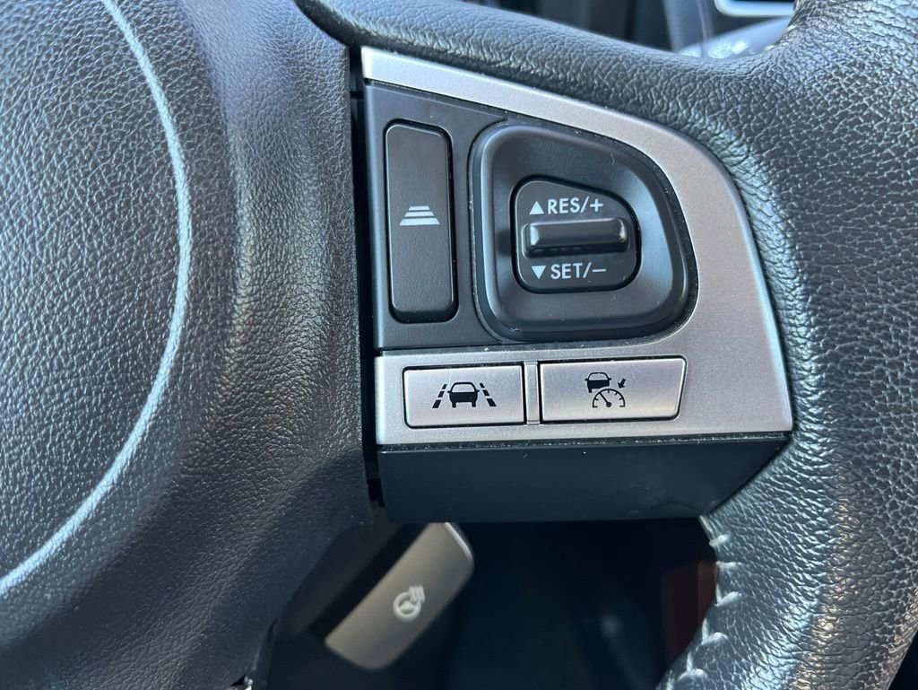 Used 2018 Subaru Forester 2.5i Touring AWD/4WD image 13
